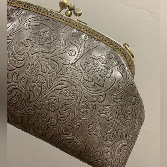Handsewn Genuine Leather Floral Embossed Double Kiss-lock Clutch/Shoulder Bag - Picture 12 of 14